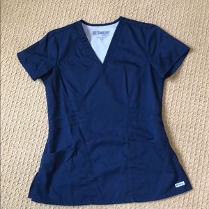 Grey’s Anatomy v neck scrub top